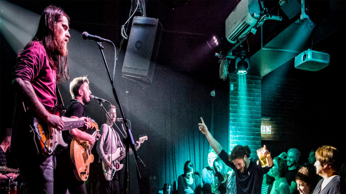 Crown Live