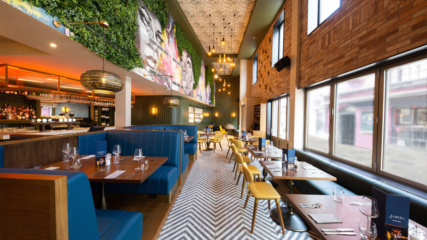 Jaspers-Crown-Quarter