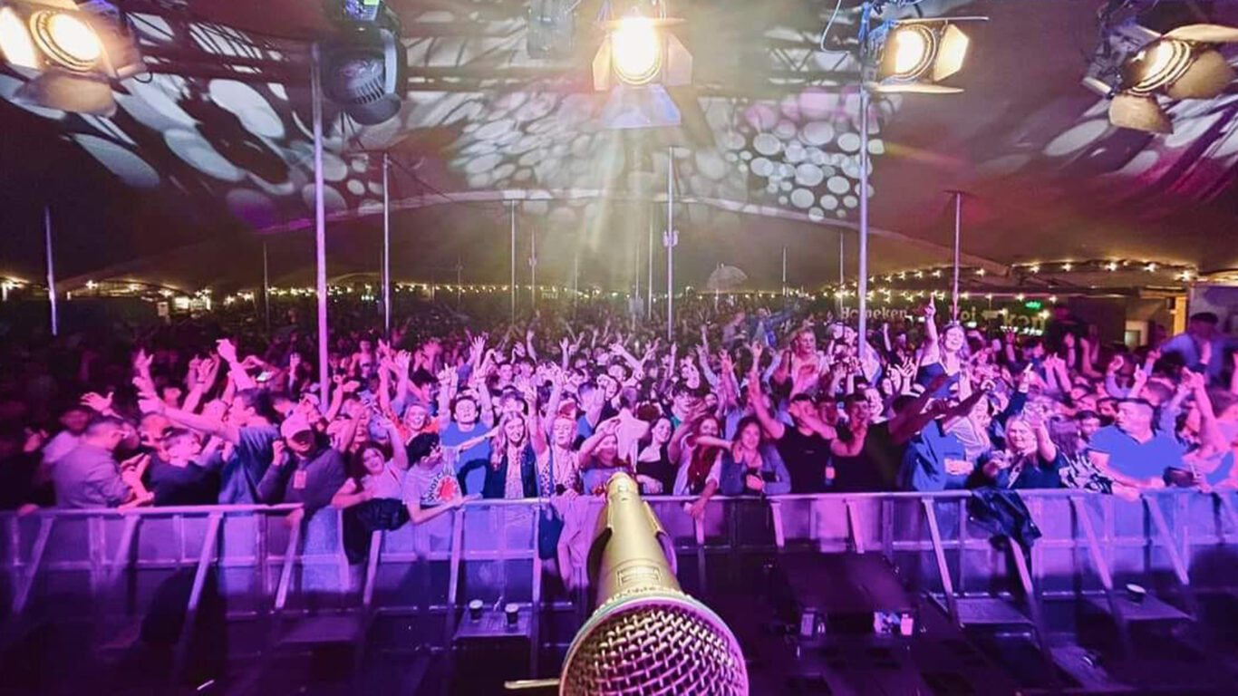 Fleadh-Village-Crowd-CQ