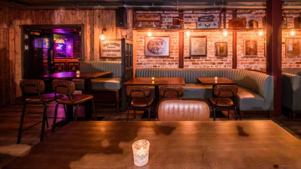 1841 Snug Crown Quarter 2